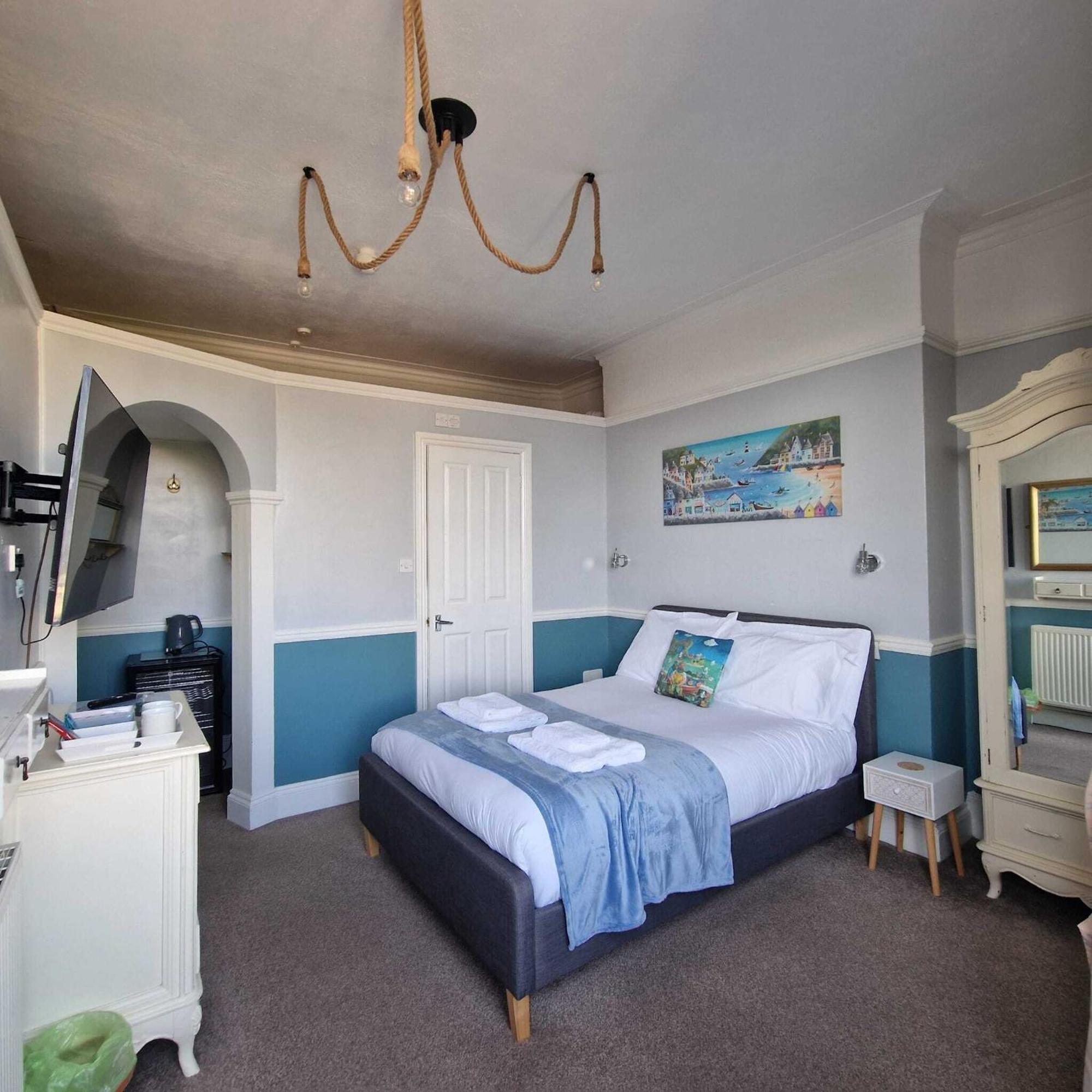 Bayliss Hall Guesthouse Уэймут Экстерьер фото
