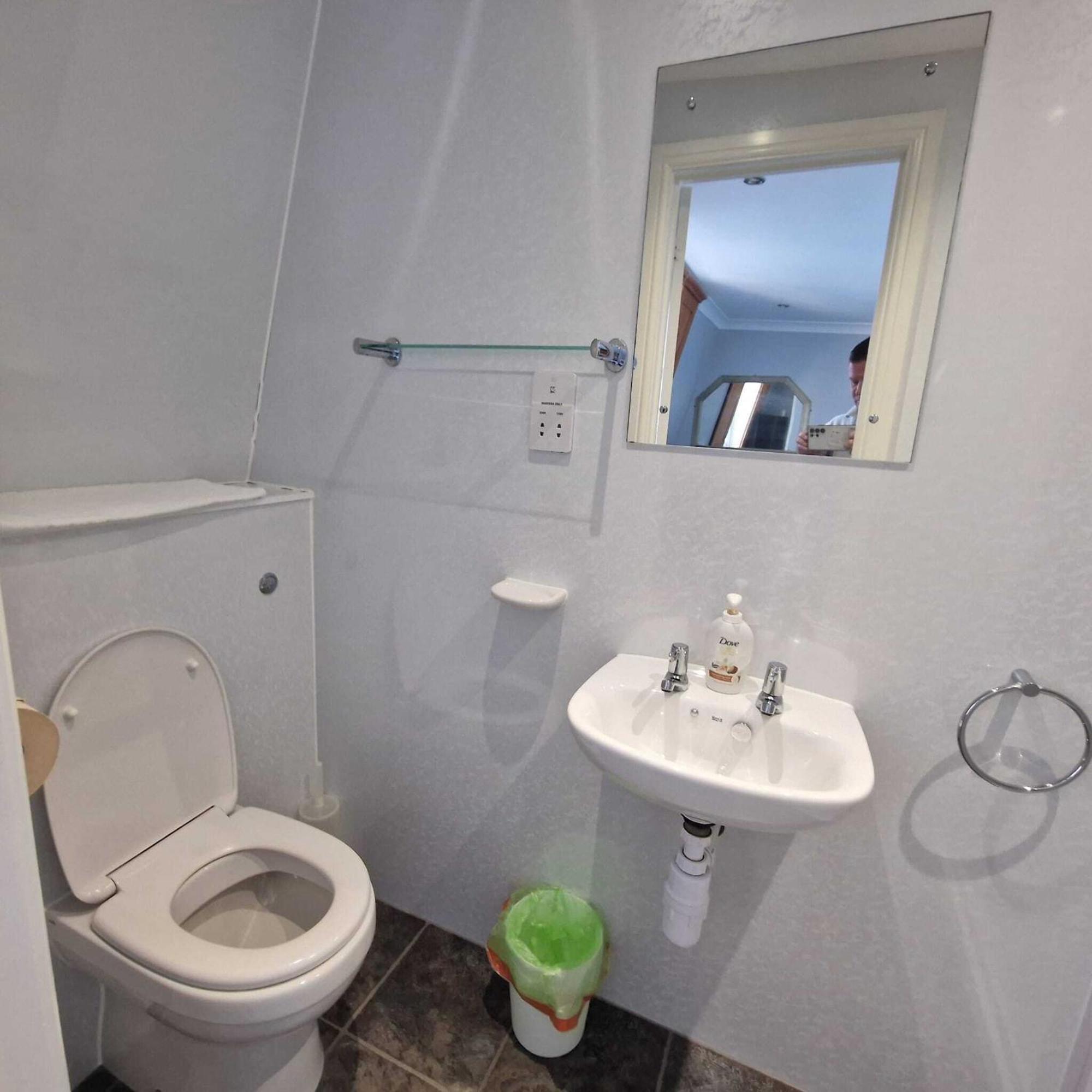 Bayliss Hall Guesthouse Уэймут Экстерьер фото