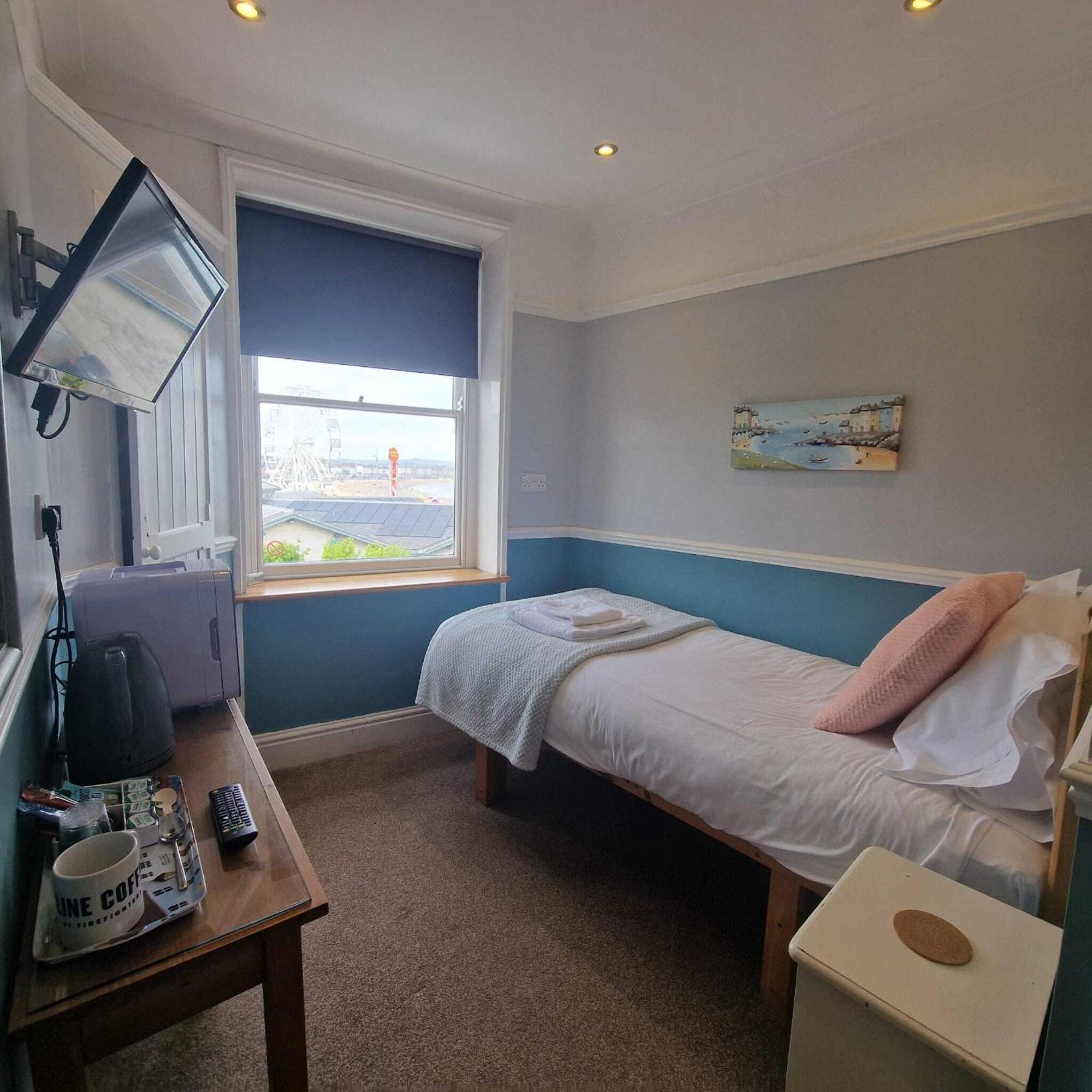 Bayliss Hall Guesthouse Уэймут Экстерьер фото